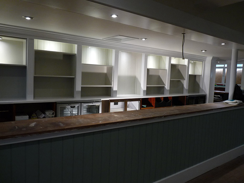 Bar Interior Decorating